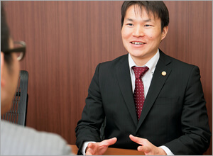 弁護士澤戸