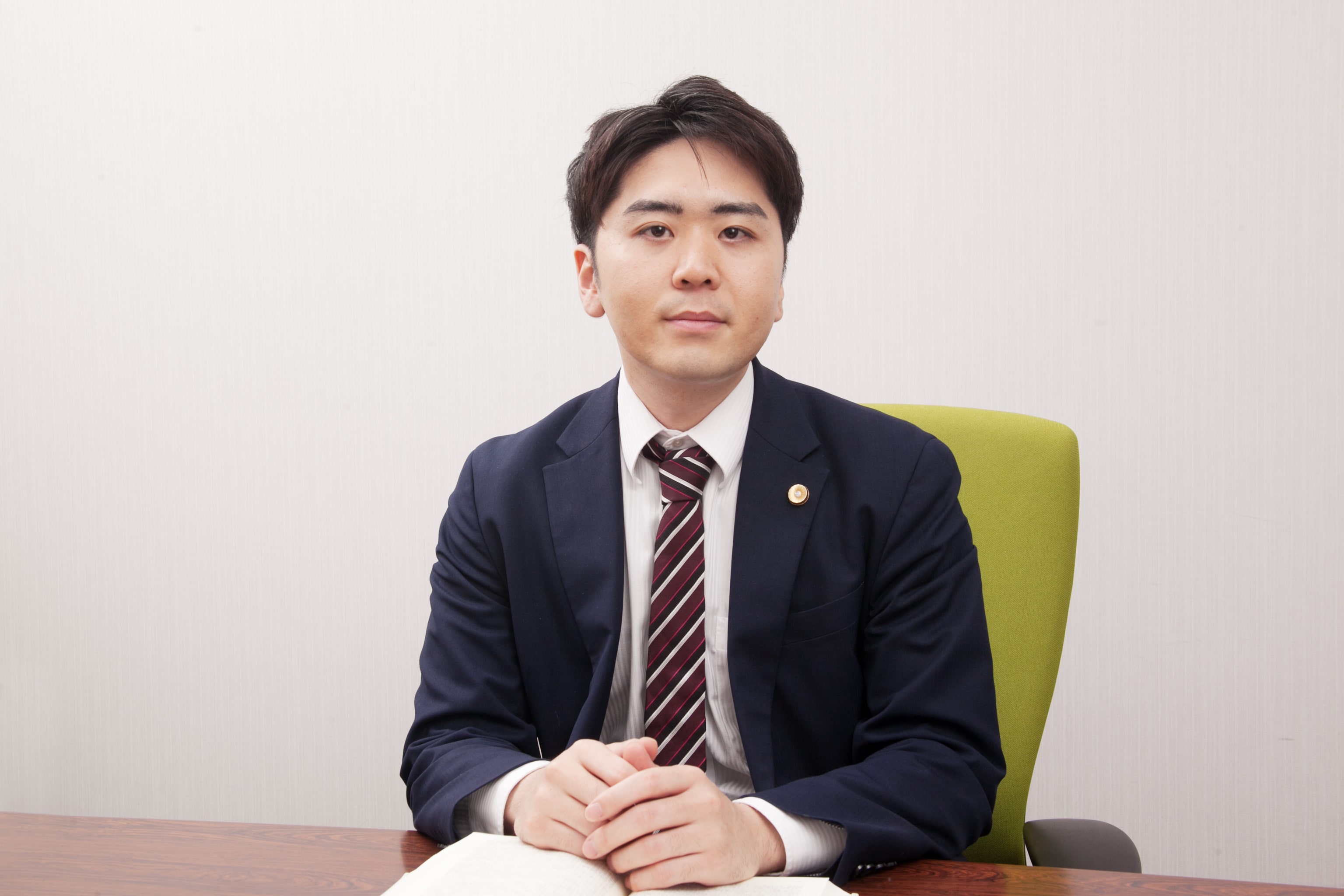 弁護士荒木俊太